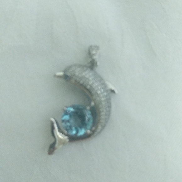 Blue topaz dolphin pendant no chain as seen in picture retail 79 - Picture 2 of 4